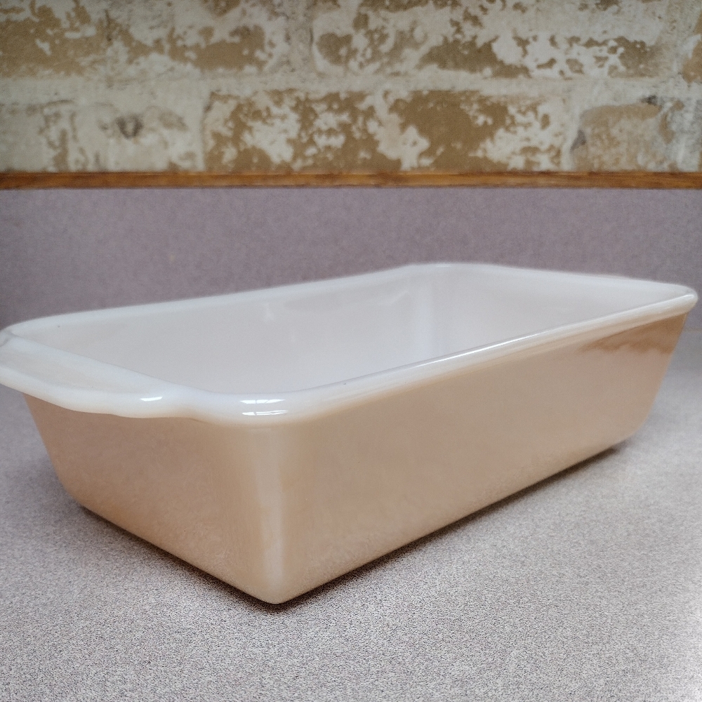 Vintage 51-60' MCM Fire King Peach 🍑 Lustre Loaf/Casserole Dish